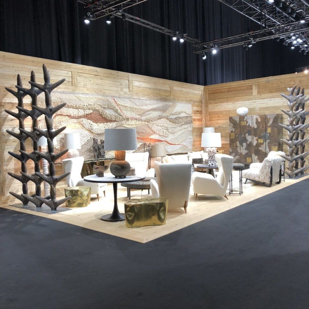 Harsch spécialiste transport d'œuvres d'art à artgenève. Stand du PAD