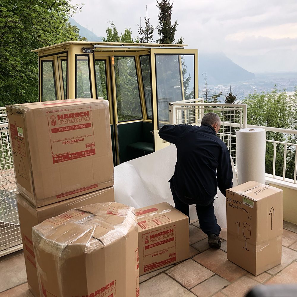 déménagement particulier en suisse romande avec un funiculaire